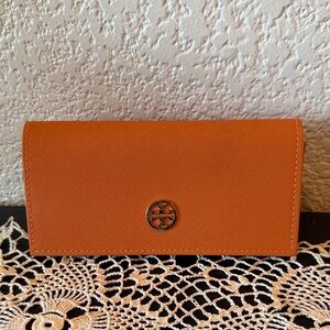 Tory Burch Signature Saffiano Eyeglass Sunglass Case